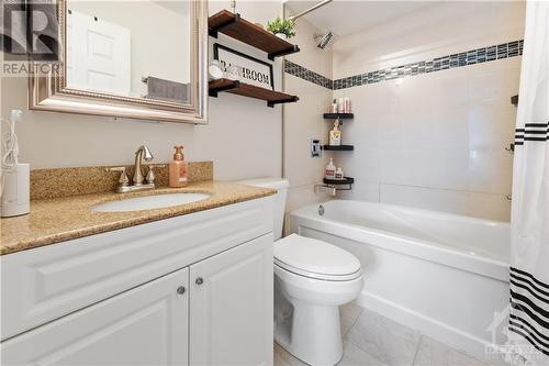 Ensuite Bath - 98 Waterton Crescent, Ottawa, ON - Indoor Photo Showing Bathroom