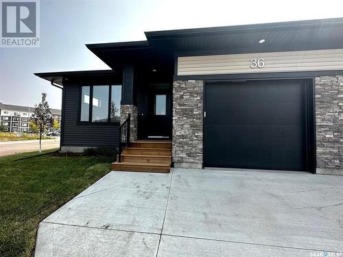 35 5601 Parliament Avenue, Regina, SK - Outdoor