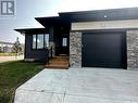 35 5601 Parliament Avenue, Regina, SK  - Outdoor 