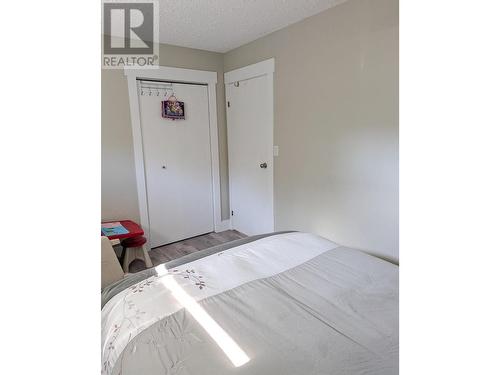 795 Smith  Crescent, Genelle, BC - Indoor Photo Showing Other Room