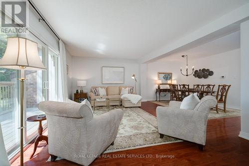 14 - 1160 Walden Circle, Mississauga (Clarkson), ON - Indoor Photo Showing Living Room