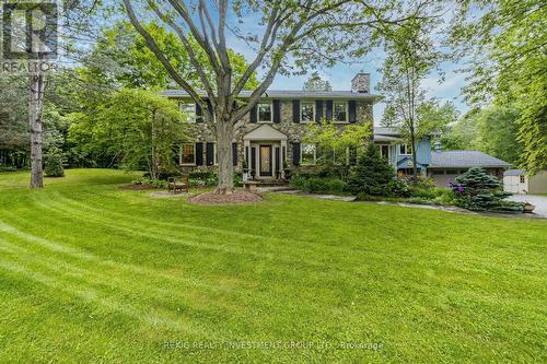 27 Cedar Drive, Caledon, ON - Outdoor With Facade