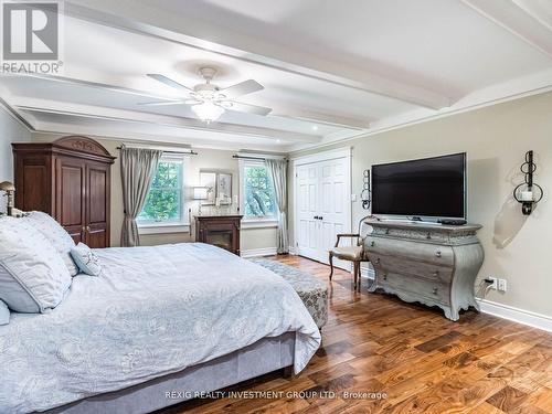 27 Cedar Drive, Caledon, ON - Indoor Photo Showing Bedroom