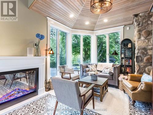 27 Cedar Drive, Caledon, ON - Indoor Photo Showing Living Room With Fireplace