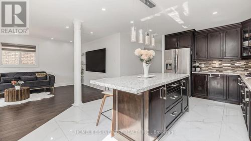 3 Split Rail Road, Brampton (Fletcher'S Creek South), ON - Indoor Photo Showing Kitchen With Upgraded Kitchen