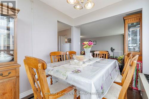 801 - 61 Markbrook Lane, Toronto (Mount Olive-Silverstone-Jamestown), ON - Indoor Photo Showing Dining Room