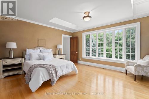 2033 Mississauga Road, Mississauga (Sheridan), ON - Indoor Photo Showing Bedroom