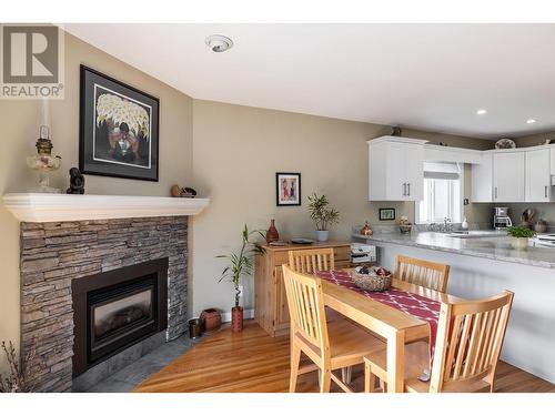 615 Glenmeadows Road Unit# 7, Kelowna, BC - Indoor With Fireplace