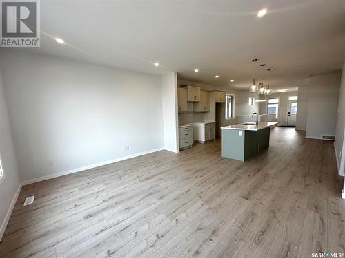 40 5601 Parliament Avenue, Regina, SK - Indoor