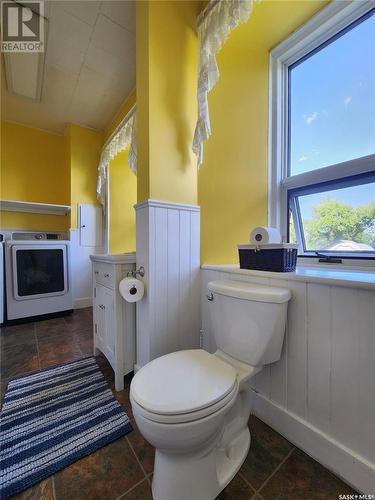 Pheasant Creek Acres, Abernethy Rm No. 186, SK - Indoor Photo Showing Bathroom