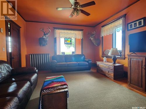 Pheasant Creek Acres, Abernethy Rm No. 186, SK - Indoor Photo Showing Living Room