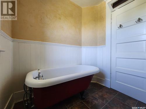 Pheasant Creek Acres, Abernethy Rm No. 186, SK - Indoor Photo Showing Bathroom