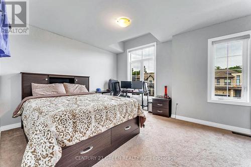 530 Thompson Street, Woodstock, ON - Indoor Photo Showing Bedroom