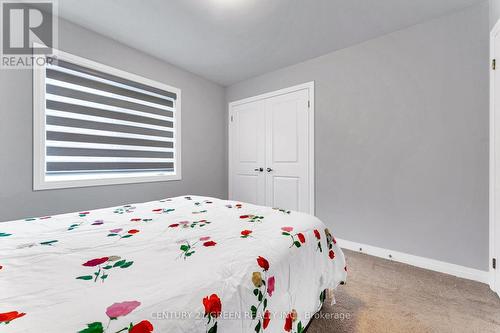 530 Thompson Street, Woodstock, ON - Indoor Photo Showing Bedroom