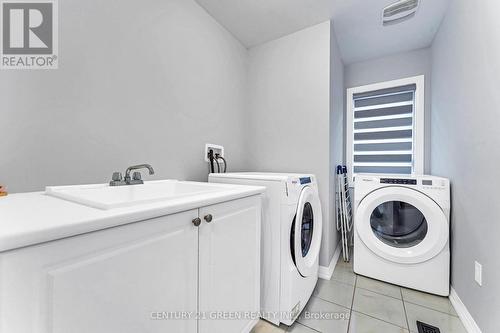 530 Thompson Street, Woodstock, ON - Indoor Photo Showing Laundry Room