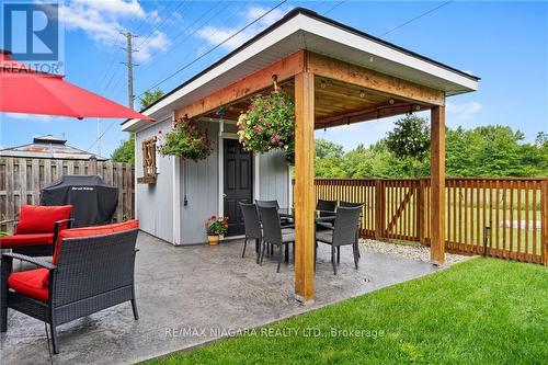 7735 Charnwood Avenue, Niagara Falls, ON - Outdoor With Deck Patio Veranda