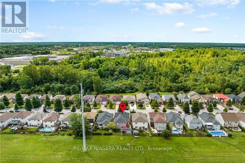 7735 Charnwood Avenue, Niagara Falls, ON - Outdoor With View