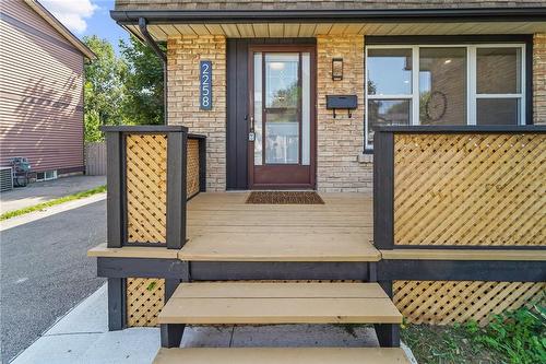 2258 Manchester Drive, Burlington, ON - Outdoor With Deck Patio Veranda