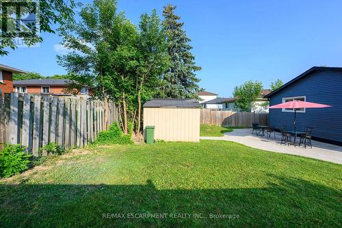 165 Bellingham Drive S, Hamilton, ON - Outdoor With Backyard