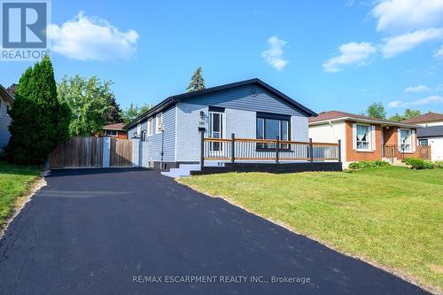 165 Bellingham Drive S, Hamilton, ON - Outdoor With Deck Patio Veranda