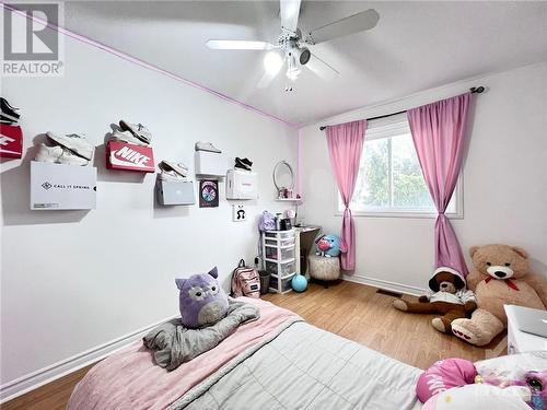 40 Stable Way, Kanata, ON - Indoor Photo Showing Bedroom