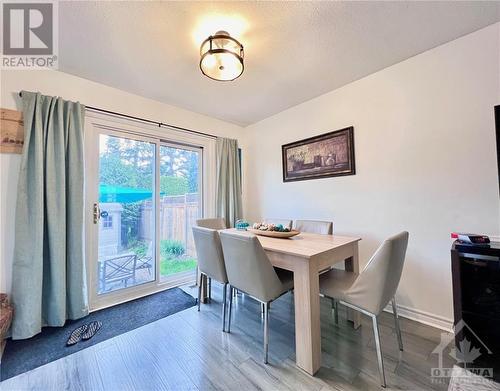 40 Stable Way, Kanata, ON - Indoor Photo Showing Dining Room