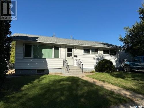 1171 109Th Street, North Battleford, SK - Outdoor