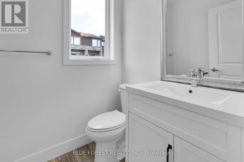 126 - 1960 Dalmagarry Road, London, ON - Indoor Photo Showing Bathroom