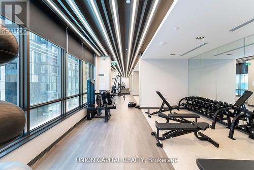 301 - 108 Peter Street, Toronto (Waterfront Communities), ON - Indoor Photo Showing Gym Room