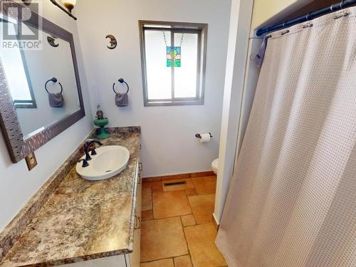 3756 Manitoba Ave, Powell River, BC - Indoor Photo Showing Bathroom