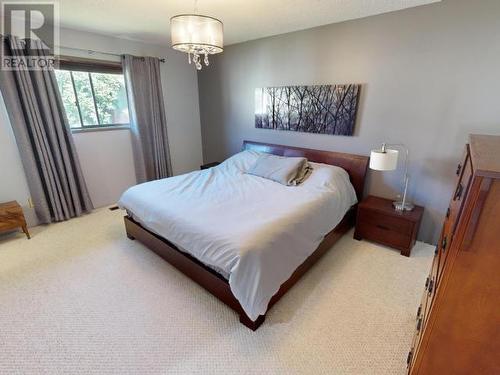 3756 Manitoba Ave, Powell River, BC - Indoor Photo Showing Bedroom