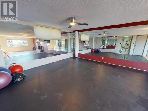 3756 Manitoba Ave, Powell River, BC - Indoor