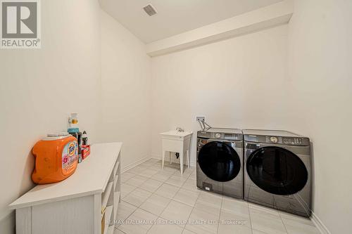 5 Toulouse Street, Whitby, ON - Indoor Photo Showing Laundry Room