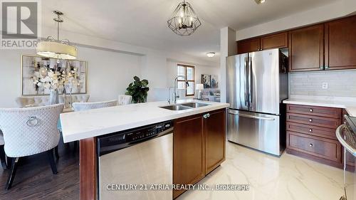 5 Pinecliff Avenue, Markham (Cornell), ON - Indoor Photo Showing Kitchen With Double Sink