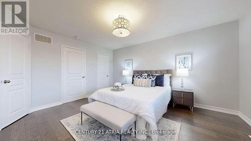 5 Pinecliff Avenue, Markham (Cornell), ON - Indoor Photo Showing Bedroom