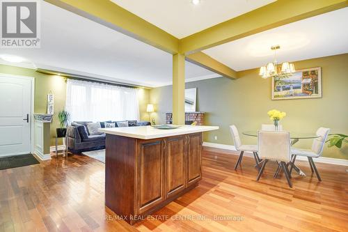 2518 Stillmeadow Road, Mississauga (Cooksville), ON - Indoor Photo Showing Dining Room