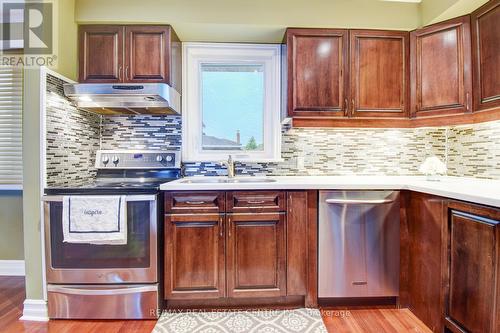 2518 Stillmeadow Road, Mississauga (Cooksville), ON - Indoor Photo Showing Kitchen With Double Sink