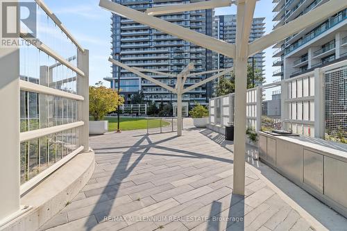 609 - 2560 Eglinton Avenue W, Mississauga (Erin Mills), ON - Outdoor