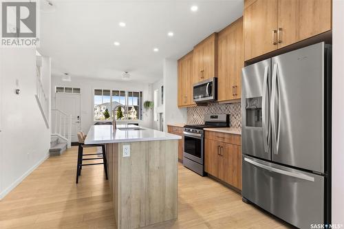 3090 Bellegarde Crescent, Regina, SK - Indoor Photo Showing Kitchen With Upgraded Kitchen