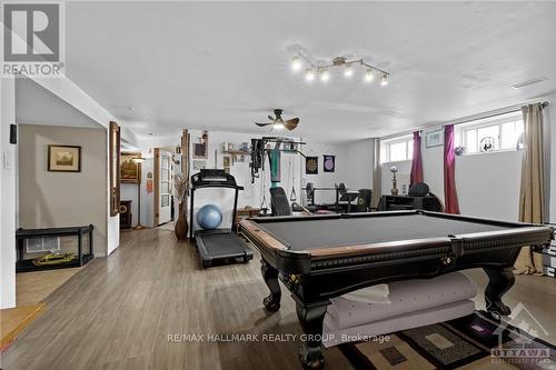 75 Settlement Lane, Russell, ON - Indoor Photo Showing Other Room