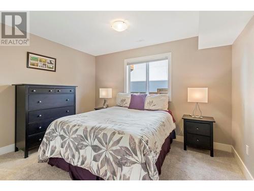 5009 Twinflower Crescent, Kelowna, BC - Indoor Photo Showing Bedroom