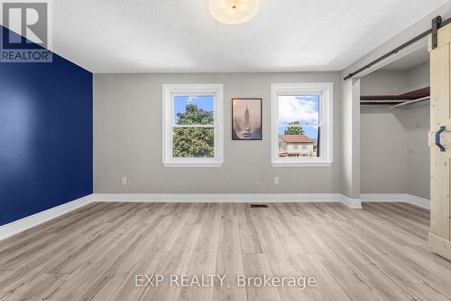 2258 Manchester Drive, Burlington (Brant Hills), ON - Indoor Photo Showing Other Room