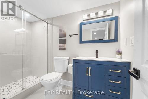 2258 Manchester Drive, Burlington, ON - Indoor Photo Showing Bathroom