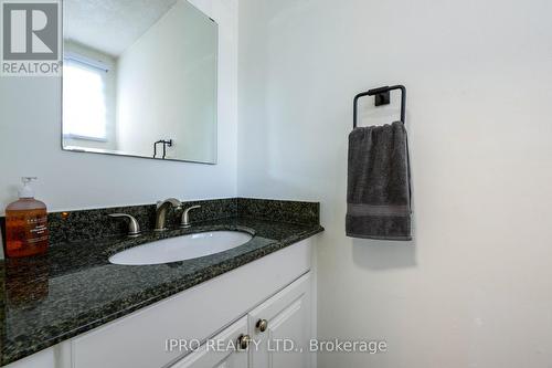 7 - 120 Quigley Road, Hamilton (Vincent), ON - Indoor Photo Showing Bathroom