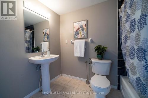 15B - 139 Brighton Street, Waterloo, ON - Indoor Photo Showing Bathroom