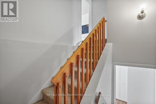 27 David Avenue, Hamilton, ON - Indoor Photo Showing Other Room