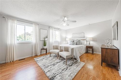 4194 Longmoor Drive|Unit #8, Burlington, ON - Indoor Photo Showing Bedroom