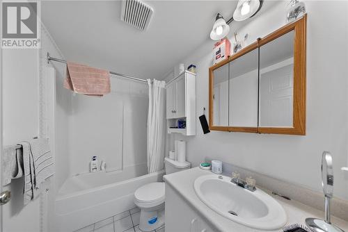 5747 Highway 69 North, Hanmer, ON - Indoor Photo Showing Bathroom