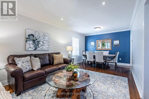 5740 Stibbard Road, Mississauga (Central Erin Mills), ON - Indoor Photo Showing Living Room