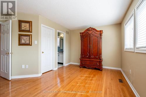 5740 Stibbard Road, Mississauga (Central Erin Mills), ON - Indoor Photo Showing Other Room